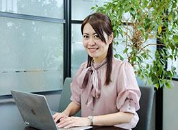 インフラエンジニア/フルリモートOK/月給40万円以上/残業月平均5h以内/有給の完全消化もOK/案件自由選択