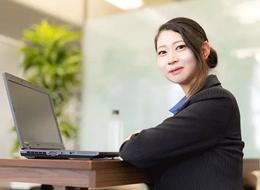 【IT事務】未経験入社9割*研修2か月*残業月11H*有休消化8割以上*土日祝休