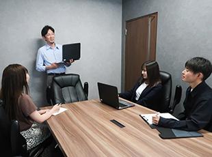 20代～30代の若手メンバーが活躍中。明るく活気のある環境で楽しく働けます♪