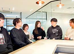 自社で一貫してシステム開発を手掛けているため、希望に合った専門知識を身につけることが可能です。