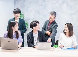 設立約50年の安定企業で“ジュエリーの営業”に挑戦！