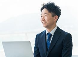 一人で悩まずチームと連携を取りながら、成果を出せる環境は他社にはない魅力です。