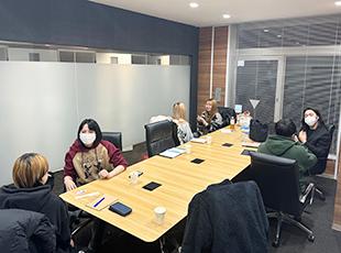 勉強会やセミナーなど、知識の幅を広げられる機会も豊富です。
