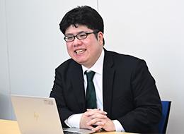 SE◆100%自社内開発◆自社サービスあり◆月給40万円~+賞与年2回◆フレックス制◆住宅手当あり