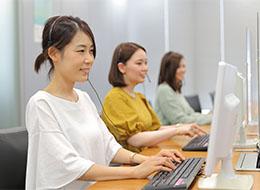 コールセンター運営スタッフ★服髪ネイル自由★面接1回★博多★ホワイト企業認定(GOLD)★深夜手当/29837