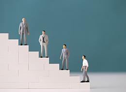 「全社員が年収1000万円」の実現が目標。そのために、意欲もスキルも上がる環境づくりに努めています