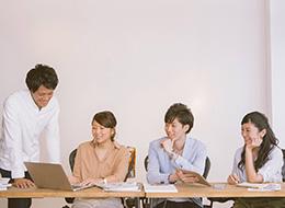 ITエンジニア◆年休125日/還元率77%/リモート9割/案件選択&単価評価で年収UP/平均残業7h