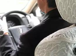 役員ドライバー★未経験歓迎*40~60代活躍中*1日の半分は待機時間*残業ほぼなし*年休122日*有給20日