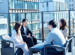 人事(採用担当)/未経験から始める/リモート可/研修充実/残業少なめ/年間休日120日/昇給毎月あり!