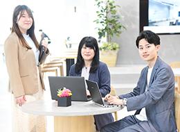 ITエンジニア/実務未経験OK/プライム9割/クラウド案件有/資格取得支援/年休129日