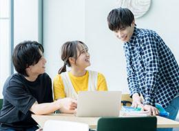データ事務/未経験OK/事務+αのスキルをGET/月給26万円~/年休124日以上/リモート案件あり