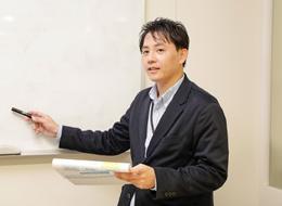個人に大きな負担がかかることはなく、チーム全体で事業を牽引していくという風土が広がっています。