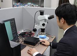 当社の商品がご評価いただけているのも品質管理担当のおかげです。