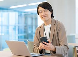元エンジニアの代表が勉強会を開いてくださることもあり、深い知識を得ることができます！