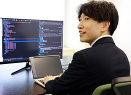インフラエンジニア/リモートワークOK/平均勤続年数16.3年/賞与2.75ヶ月/数十億円の大型案件あり