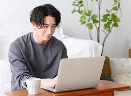 PM候補|フルリモート*全国から就業可*PM未経験OK*決算賞与だけで200万円実績有*年間休日120日以上