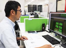 機械設計/賞与年4ヶ月分＋α/17時台退社可/連休もOK/住宅手当、家族手当あり/埼玉勤務/40代・50代活躍
