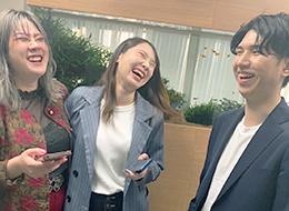 個性豊かなスタッフが集まっていて、和気あいあいとしてます♪