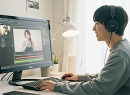 動画クリエイター◆YouTube・SNS動画など／未経験OK／研修あり／フルリモ可／私服OK／残業少なめ