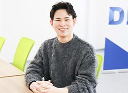 キャリアアドバイザー/完全未経験OK/髪色・服装・ネイル自由/残業ほぼなし/1年目で年収600万円以上も可能