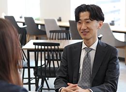 【営業：Oさん】塾講師→賃貸仲介会社の営業を経て「らくなげ」の社員に