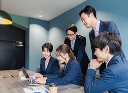 不動産営業◆未経験歓迎◆正社員デビューOK◆住宅手当◆5連休取得◆銀座勤務◆10時出勤