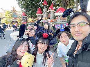 スタッフ全員が未経験からスタート！楽しみながら働ける環境です！