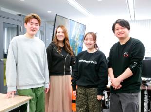髪色やネイルが自由で、フリードリンクやゲームスペースが完備。