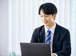 事務◆未経験歓迎◆賞与平均107万円◆住宅/家族手当など充実◆マイカー通勤OK◆5日以上の連休OK◆設立60年