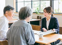 丁寧なヒアリングで、お客様と一緒に理想の家づくりを進めます◎