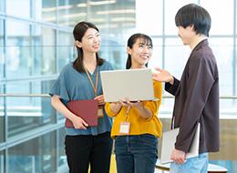 ＜入社3年目/先輩社員Y＞