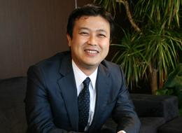 今より大幅に成長したい方にピッタリの環境です。【代表取締役社長　福田】