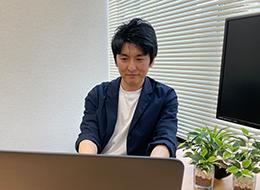 定期面談・研修制度・書籍購入補助で着実に成長していただける環境です。