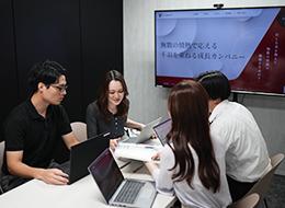【ITエンジニア】完全未経験歓迎／専任講師による自社内研修で成長／リモート可／土日祝休／残業月10h◆面接1回