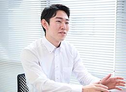 働く人々の「健康」に着目し、企業の健康経営を支え、社会に貢献するITシステムを開発しています。