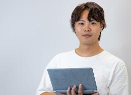 インフラエンジニア#還元率最大90%#月残業平均8.3h#有給消化率99%#帰社日なし#リモート率90%