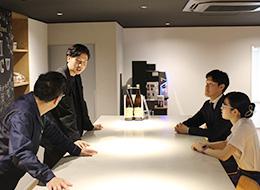 人事/未経験歓迎/毎朝朝食サービスあり/残業月5h以下/賞与年2回/有給取得率87%/土日祝休み&5連休取得可