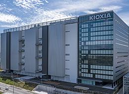 東北エリアが持つ豊かなリソースを活かし、高品質・高性能なフラッシュメモリ製造に挑んでいます。