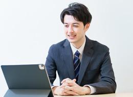 SES営業/飛び込み営業なし/ノルマなし/フレックス制/残業月10H以下/年休125日/土日祝休/住宅手当有り