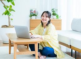 Webデザイナー（企業HP／ゲームサイトデザインなど）未経験OK／定着率94％／リモートOK