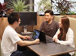 動画クリエイター/未経験・第二新卒・フリーター歓迎/リモートあり/年間休日125日/賞与年2回