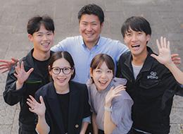 平日休みも自由で、動きやすい服装OK。自分のペースで働けます◎