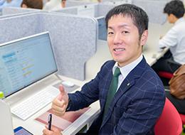 ゴルフやフットサルも開催しています。