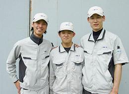 約7割は家庭を持つ社員！ライフイベントに理解があり、長く働ける環境です。