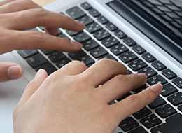 多彩な制度やイベントで、社員が気持ちよく働ける環境づくりを行っています。