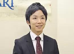 「さまざまな高級車を運転できるのも、この仕事ならではの魅力です！」（栗田／入社13年目）