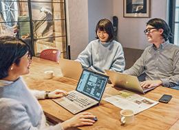 スケジュール管理も自分自身で行うため、プライベートの予定と柔軟に調整できることも魅力です♪