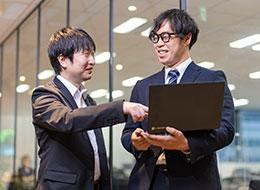 開発エンジニア｜月給45万円～｜日本トップクラスのコンサルファーム・SIer案件に参画｜年休127日｜副業OK