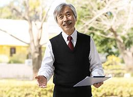 お届けするものは書類等の郵便物で、お届け先は同じビル内。体にやさしいから、年齢を問わず活躍できます。