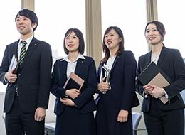 企画営業◆未経験OK◆インセンティブあり◆賞与4.5ヶ月分◆飛び込み・テレアポなし◆連続休暇の取得OK